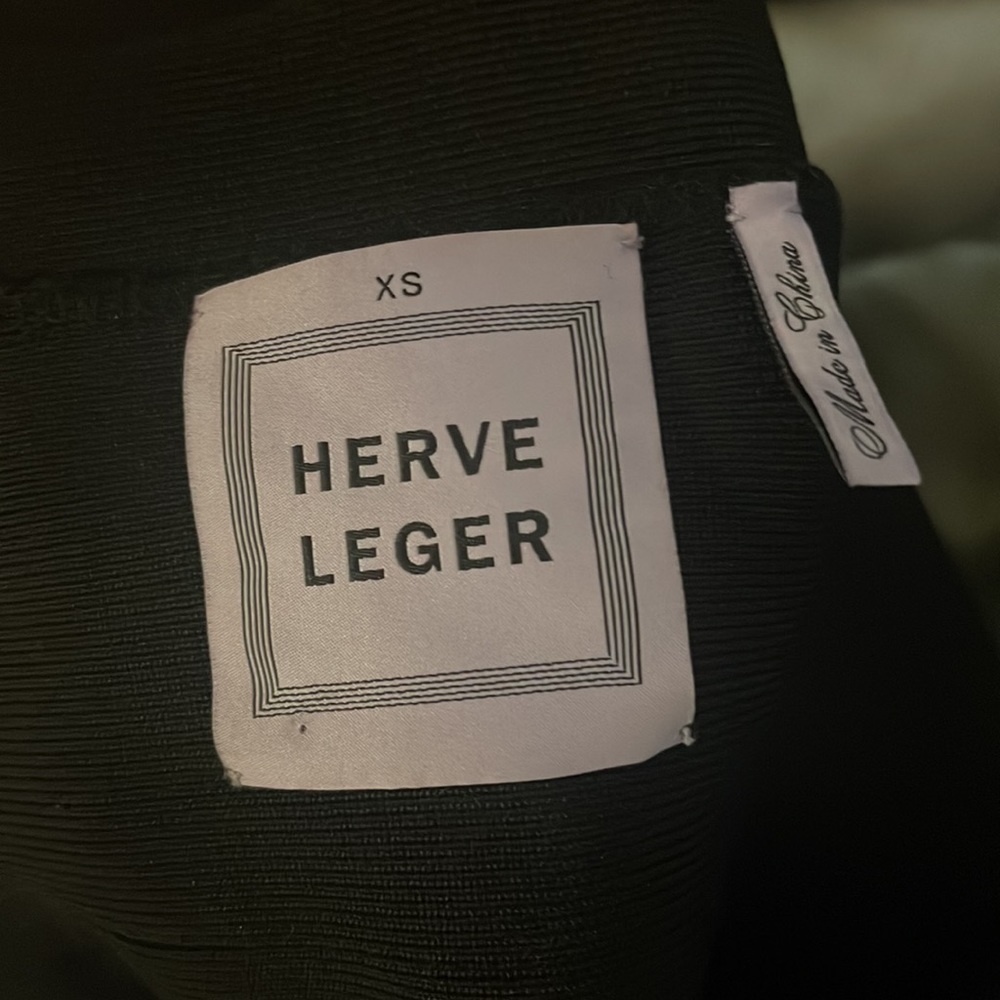 HERVE LEGER BANDAGE SKIRT​ - Picture 4 of 4